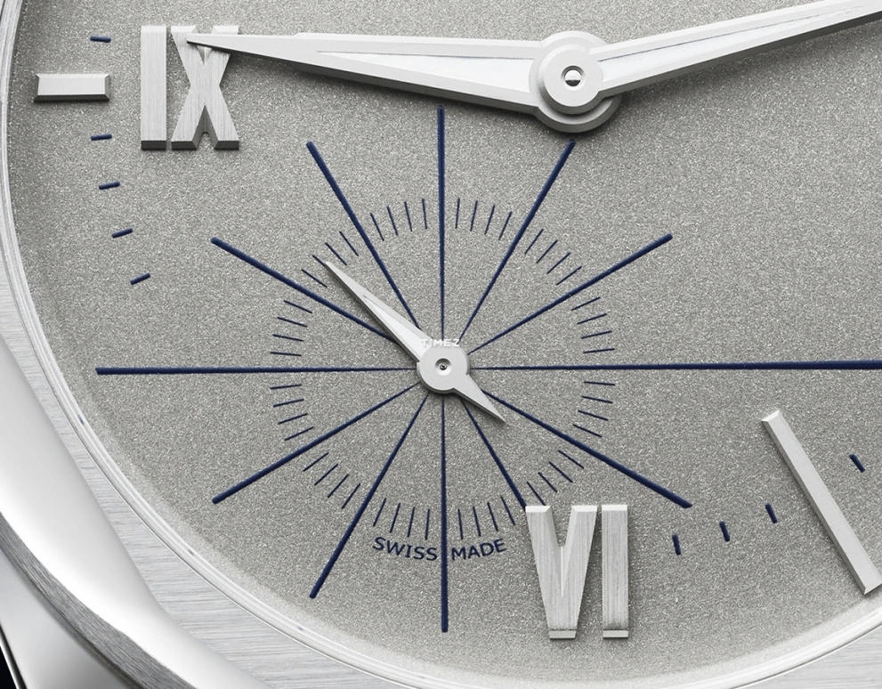Romain Gauthier,C by Romain Gauthier 41mm,41mm,Platinum,Grey,Handwound,60hours,In-house Caliber,MON00551