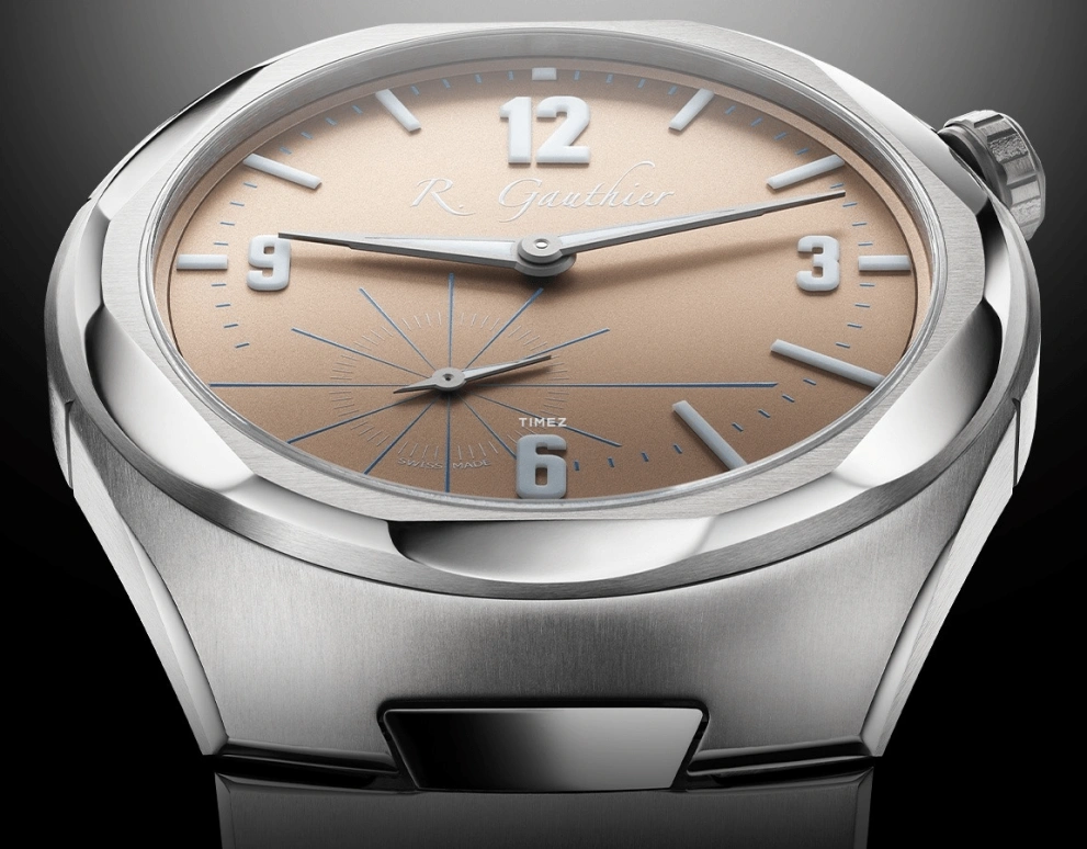 Romain Gauthier,C by Romain Gauthier 41mm,41mm,Titanium,Champagne,Handwound,60hours,In-house Caliber,MON00581