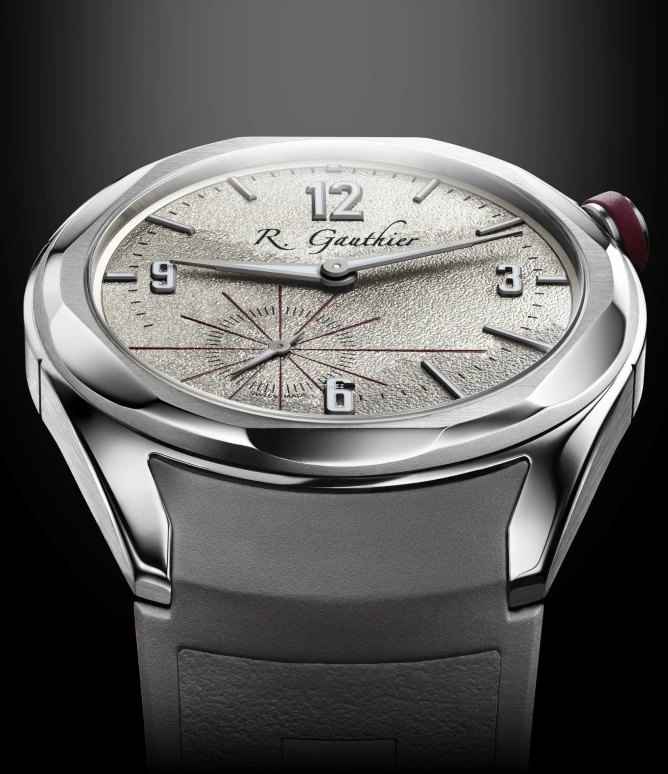 Romain Gauthier,C by Romain Gauthier 41mm,41mm,Titanium,Cream,Handwound,60hours,In-house Caliber,MON00542