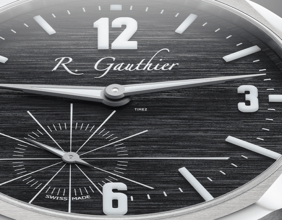 Romain Gauthier,Freedom 41x47.80mm,41x47.80mm,Titanium,Black,Handwound,60hours,In-house Caliber,MON00582