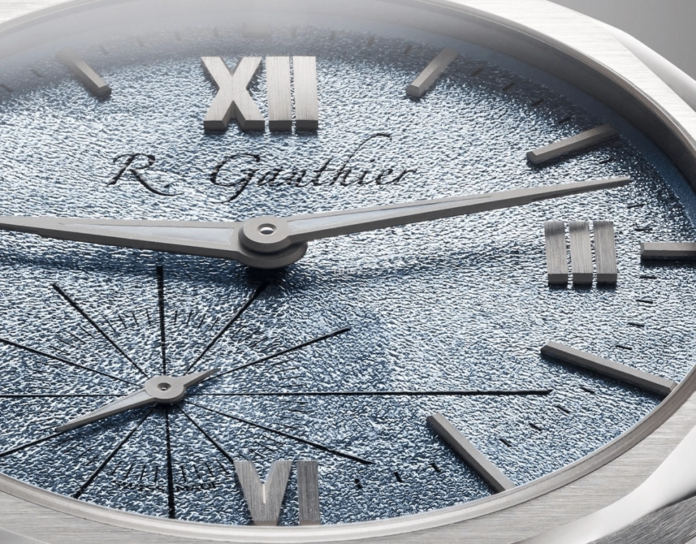 Romain Gauthier,C by Romain Gauthier 41mm,41mm,Stainless Steel,Blue,Handwound,60hours,In-house Caliber,MON00555