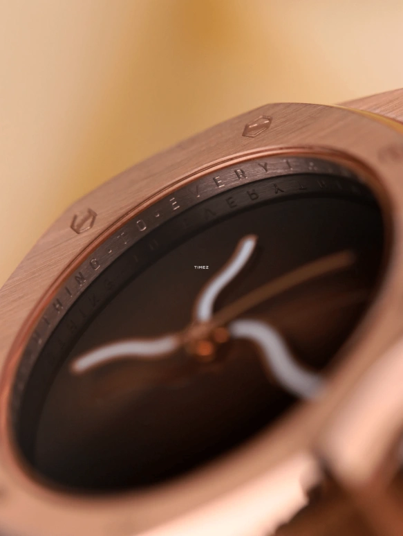 Safrezo,CURVE OAK 38x39.60mm,38x39.60mm,Stainless Steel,Brown,Automatic,Sapphire,Other,CO,CO-B03-R