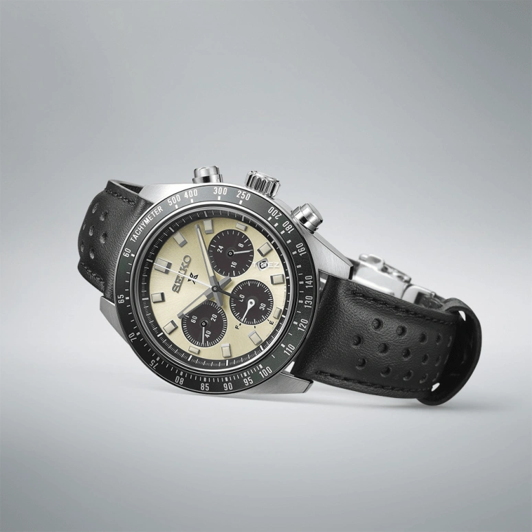 Seiko,Prospex 41.40mm,41.40mm,Stainless Steel,Champagne,Black,Quartz,Chronograph,Day,Power Reserve Indicator,SSC943