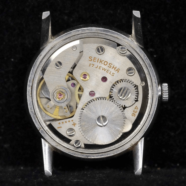 Seiko,Sportsman 29mm,29mm,Stainless Steel,Silver,Handwound,In-house Caliber,Sapphire,12080