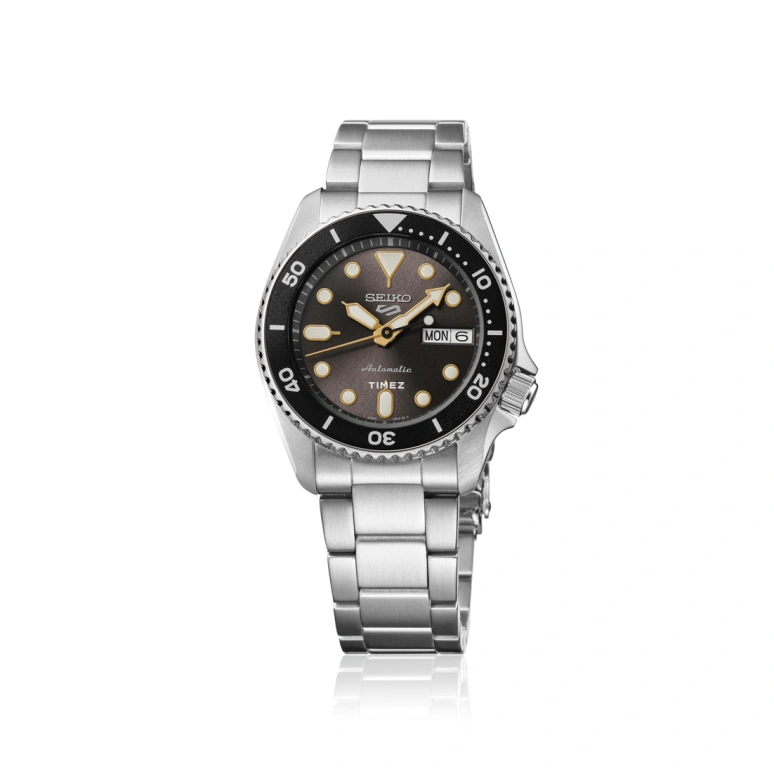 Seiko,5 Sports 38mm,38mm,Stainless Steel,Grey,Automatic,Date,Day,Anti-magnetic,SBSA301