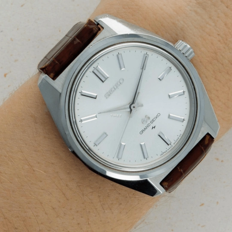Seiko,Grand Seiko 37.60mm,37.60mm,Stainless Steel,White,Handwound,In-house Caliber,Sapphire,4420,4420-9000