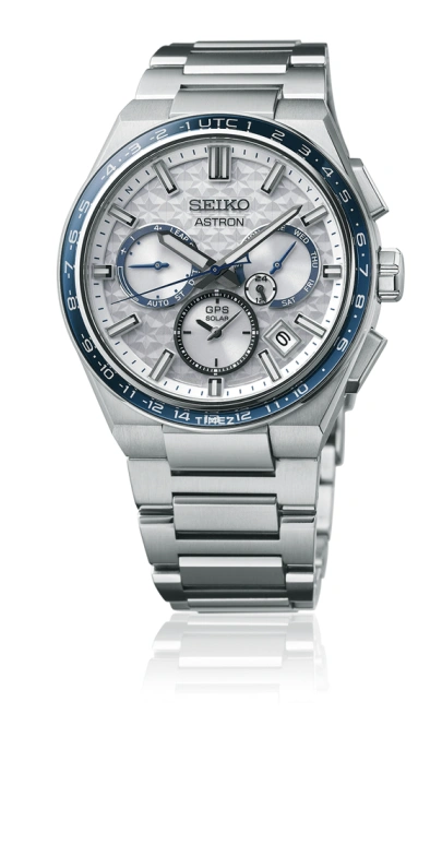 Seiko,Astron 42.70mm,42.70mm,Titanium,Silver,Quartz,Perpetual Calendar,Date,Day,Power Reserve Indicator,In-house Caliber,Sapphire,Crystal Glass,SSH135J1