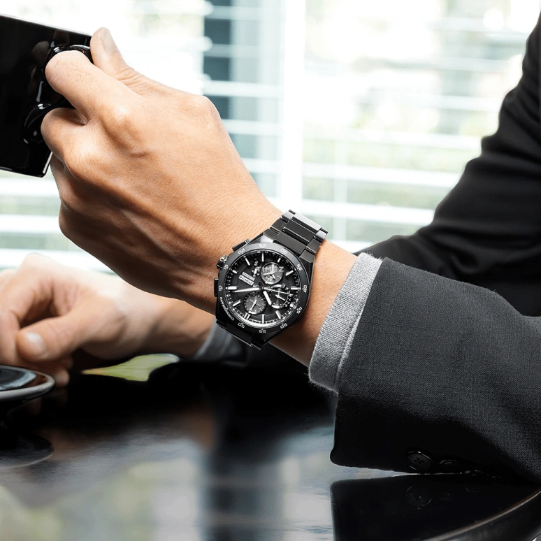 Seiko,Astron 43.30mm,43.30mm,Titanium,Purple,Grey,Quartz,Perpetual Calendar,Date,Day,Power Reserve Indicator,In-house Caliber,Sapphire,SBXC155