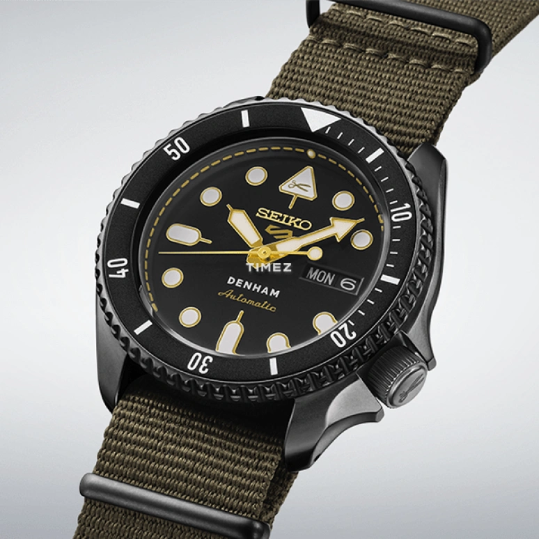 Seiko,5 Sports 42.50mm,42.50mm,Stainless Steel,Black,Automatic,Date,Day,SBSA283