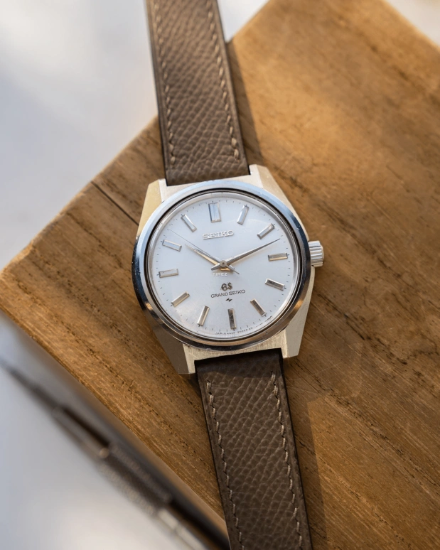 Seiko,Grand Seiko 37.60mm,37.60mm,Stainless Steel,White,Handwound,In-house Caliber,Sapphire,4420,4420-9000