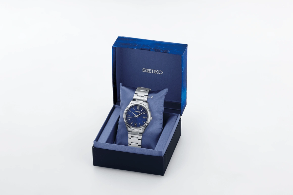Seiko,Solar 38.70mm,38.70mm,Stainless Steel,Blue,Quartz,Day,Anti-magnetic,SBPX151