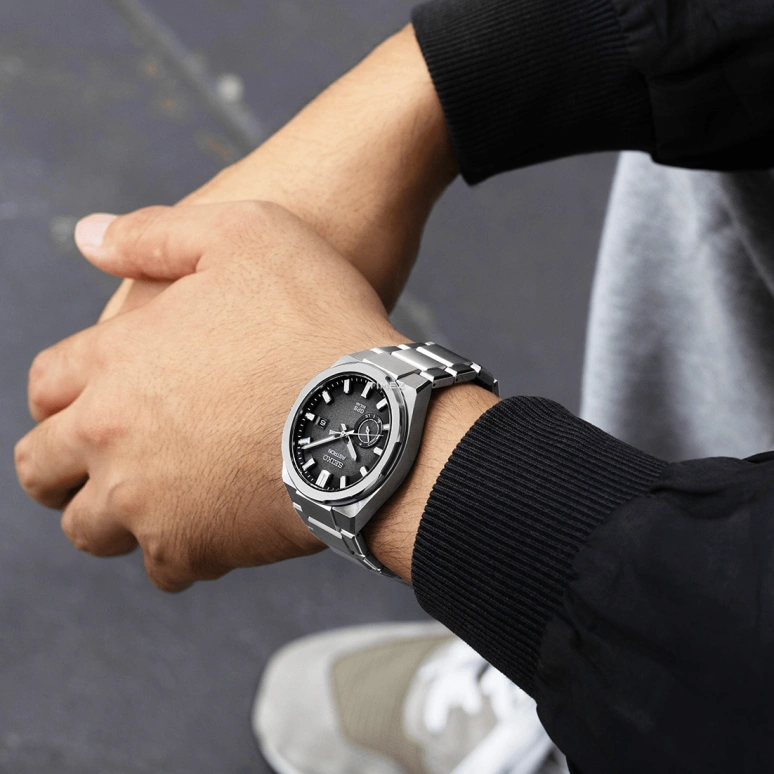 Seiko,Astron 42mm,42mm,Titanium,Black,Quartz,Perpetual Calendar,Day,Power Reserve Indicator,Anti-magnetic,In-house Caliber,Sapphire,SBXD025