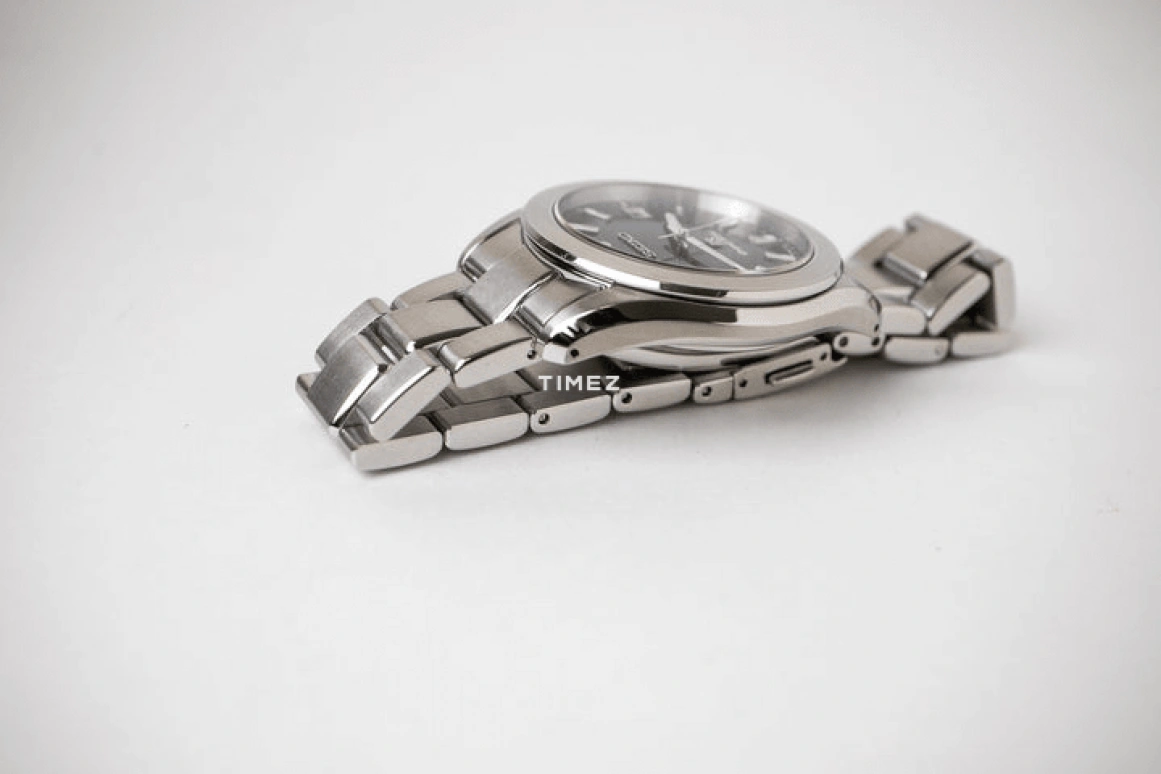 Seiko,Grand Seiko 38mm,38mm,Stainless Steel,Black,Quartz,Day,In-house Caliber,SBGF021