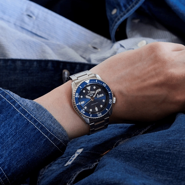Seiko,5 Sports 42.50mm,42.50mm,Stainless Steel,Blue,Automatic,Date,Day,SRPD51