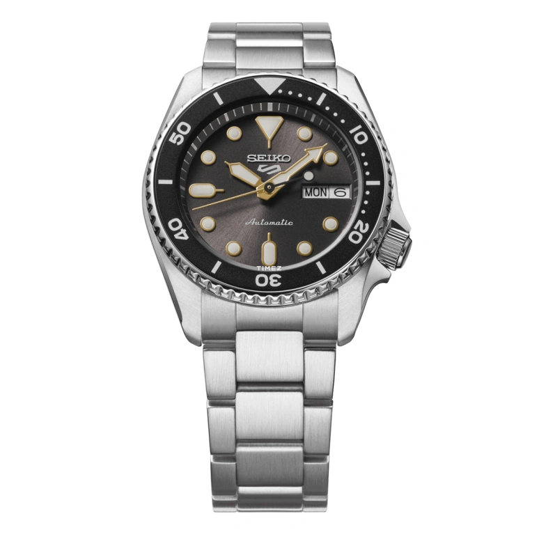 Seiko,5 Sports 38mm,38mm,Stainless Steel,Grey,Automatic,Date,Day,Anti-magnetic,SBSA301