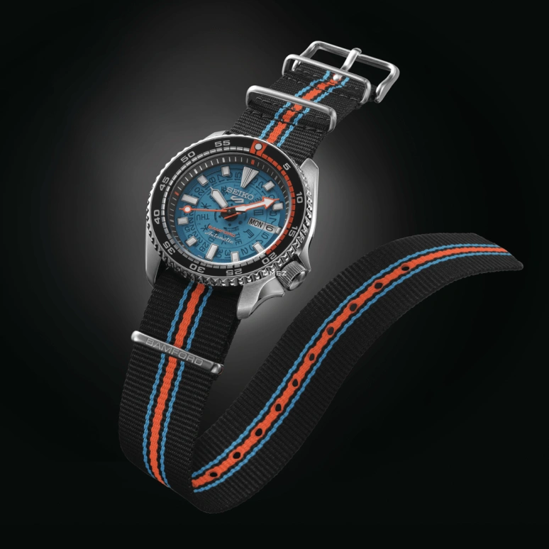 Seiko,5 Sports 42.50mm,42.50mm,Stainless Steel,Blue,Automatic,Date,Day,Anti-magnetic,SBSA315