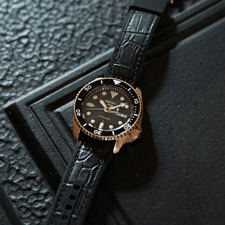Seiko,5 Sports 42.50mm,42.50mm,Stainless Steel,Black,Automatic,Date,Day,SRPD76