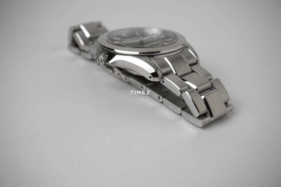 Seiko,Grand Seiko 38mm,38mm,Stainless Steel,Black,Quartz,Day,In-house Caliber,SBGF021