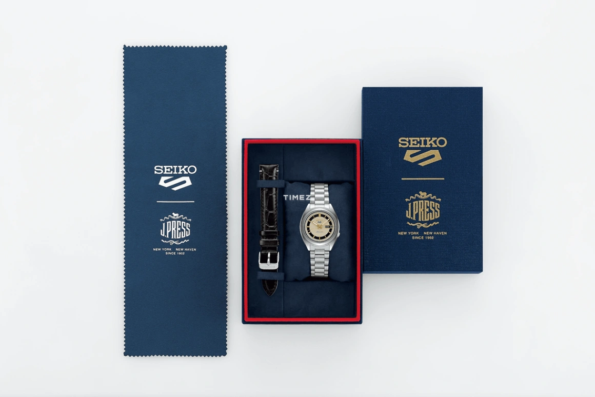 Seiko,5 Sports 37.40mm,37.40mm,Stainless Steel,Cream,Automatic,Date,Day,Anti-magnetic,SBSA317