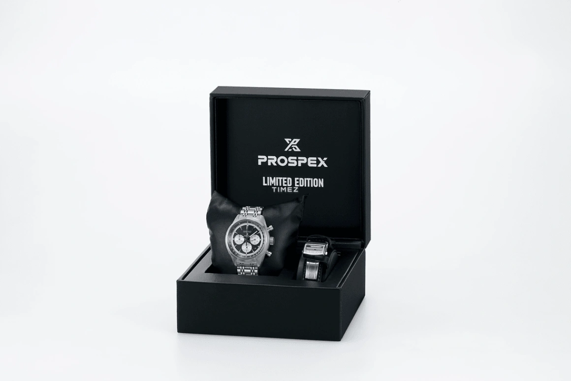 Seiko,Prospex 42mm,42mm,Stainless Steel,Black,White,Automatic,Chronograph,Day,SRQ049J1