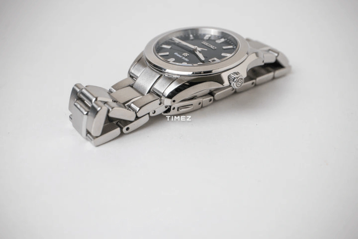Seiko,Grand Seiko 38mm,38mm,Stainless Steel,Black,Quartz,Day,In-house Caliber,SBGF021