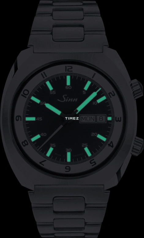 Sinn,Instrument Watches 43mm,43mm,Stainless Steel,Black,Automatic,Date,Day,240,240.021