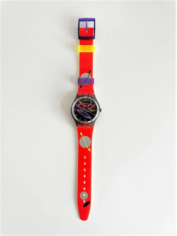 Swatch,Other 34mm,34mm,Plastic,Black,Red,Purple,Quartz,Sapphire,Crystal Glass,Tonneau,GM112