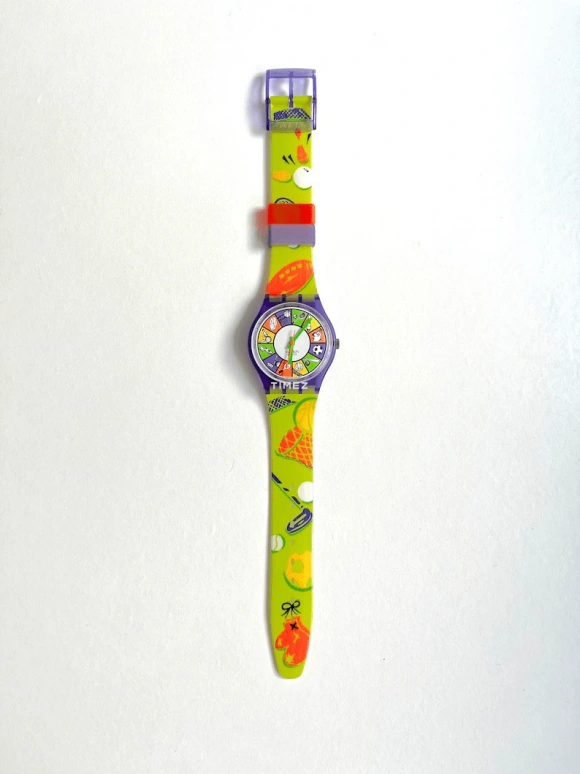 Swatch,Other 34mm,34mm,Plastic,Multi-Color,Quartz,Sapphire,Crystal Glass,Tonneau,GV107