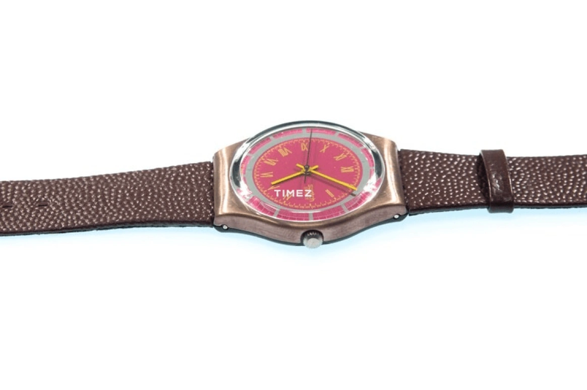 Swatch,Other 34mm,34mm,Plastic,Red,Grey,Quartz,Crystal Glass,Tonneau,GX118
