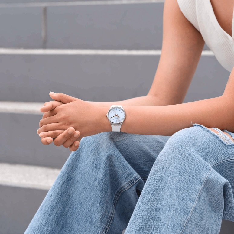 Swatch,Other 38mm,38mm,Stainless Steel,Blue,Yellow,Gradient,Quartz,Sapphire,Crystal Glass,Round,SYXS141