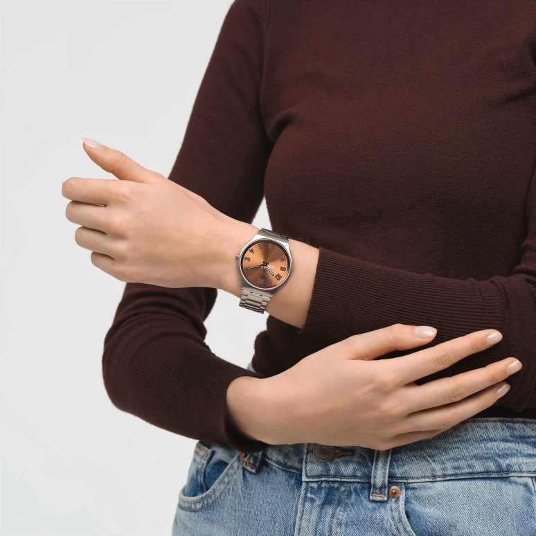 Swatch,Other 42mm,42mm,Stainless Steel,Brown,Quartz,Sapphire,Crystal Glass,Round,SS07S122G