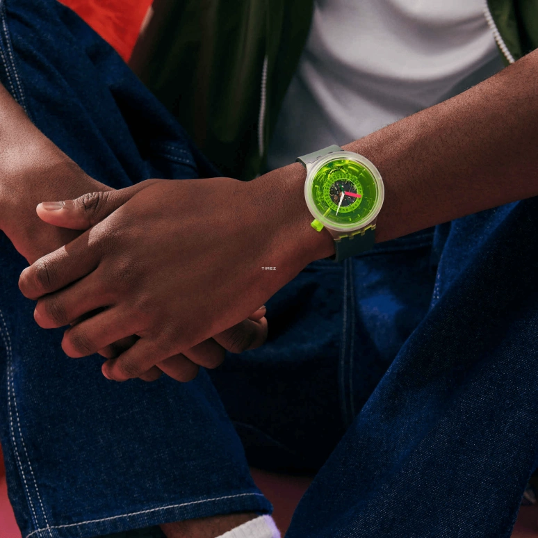 Swatch,NEON 47mm,47mm,Bio-sourced,Yellow,Quartz,Day,Sapphire,SB05K400