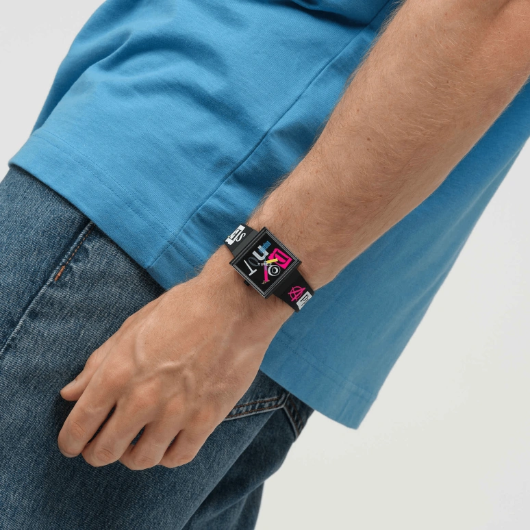 Swatch,NO RULES 41.80mm,41.80mm,Bioceramic,Multi-Color,Black,Quartz,Bio-sourced,Glass,Square,SO34B100