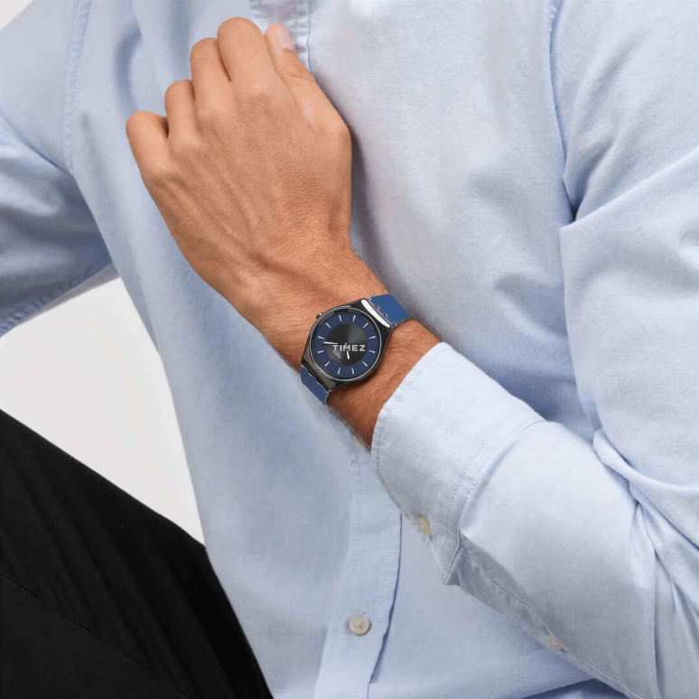 Swatch,SKIN 38mm,38mm,Stainless Steel,Black,Blue,Quartz,Round,Black,SYXB108
