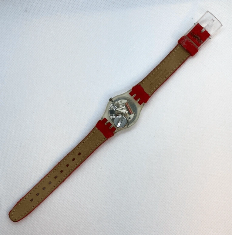 Swatch,Other 34mm,34mm,Plastic,Black,Green,Quartz,Sapphire,Crystal Glass,Tonneau,LK144