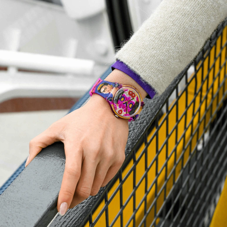 Swatch,Originals 41mm,41mm,Plastic,Multi-Color,Quartz,Sapphire,Crystal Glass,Round,SUOZ341