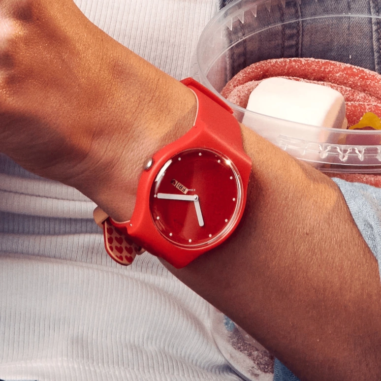 Swatch,Originals 41mm,41mm,Plastic,Red,Quartz,Date,Tonneau,SUOZ718