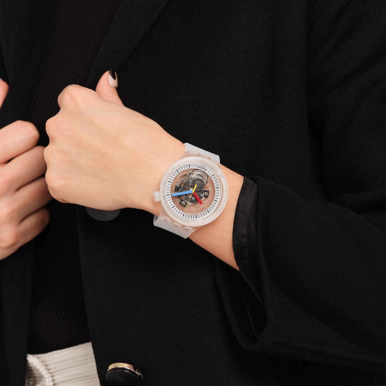 Swatch,CLEAR 47mm,47mm,Open,SB01K100