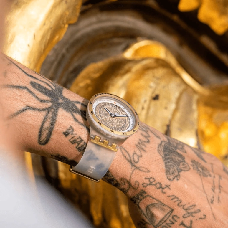 Swatch,THE BOLD 47mm,47mm,Bio-sourced,White,Gold,Quartz,Round,Transparent,SB05K105