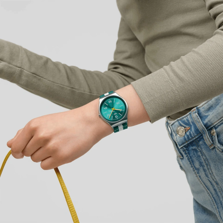 Swatch,SKIN 42mm,42mm,Stainless Steel,Green,Quartz,Round,Gray,SS07S149