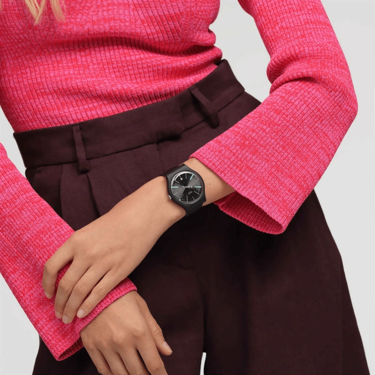 Swatch,Other 41mm,41mm,Bio-sourced,Black,Quartz,Day,SO29B404