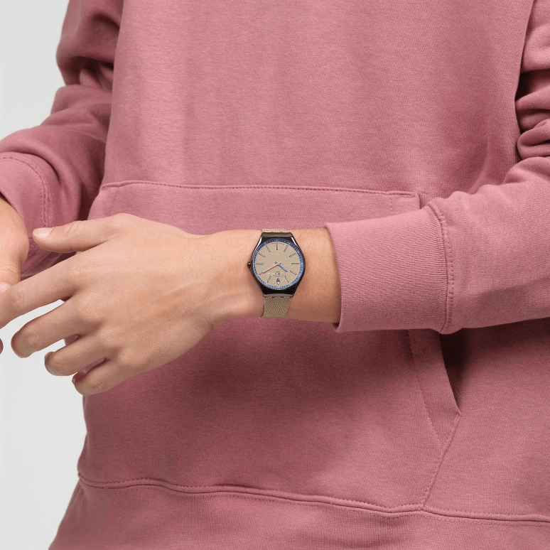 Swatch,Other 38mm,38mm,Stainless Steel,Cream,Quartz,Round,Black,SYXM100