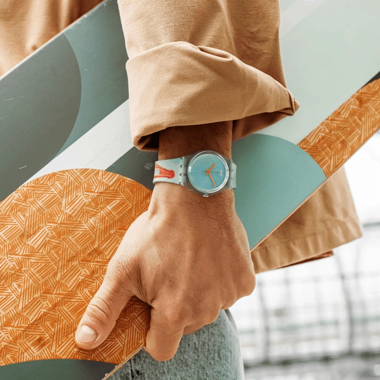 Swatch,Originals 34mm,34mm,Plastic,Blue,Quartz,Sapphire,Crystal Glass,Round,GZ357