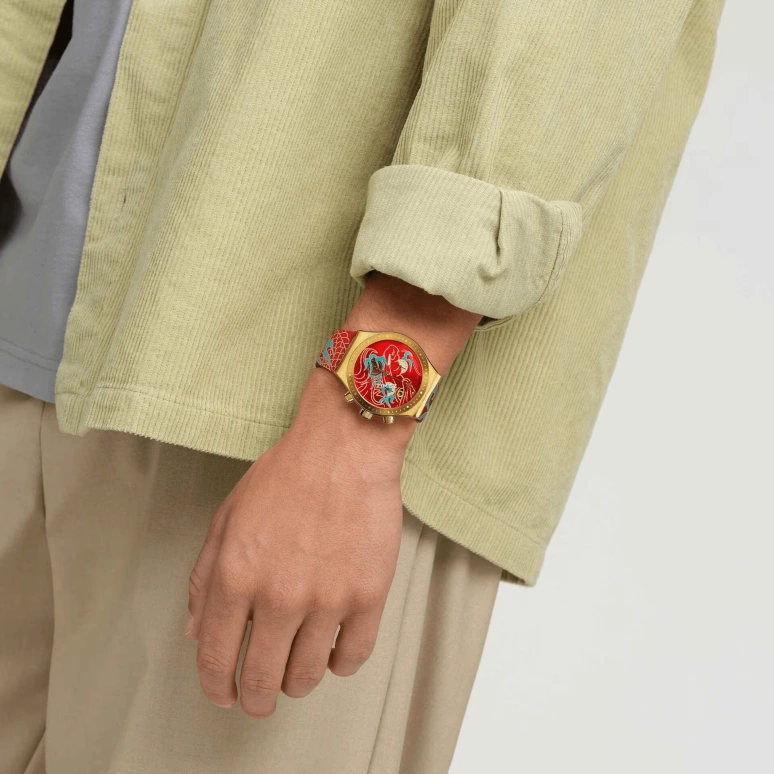 Swatch,Other 43mm,43mm,Stainless Steel,Red,Quartz,Round,Gold,YVZ100