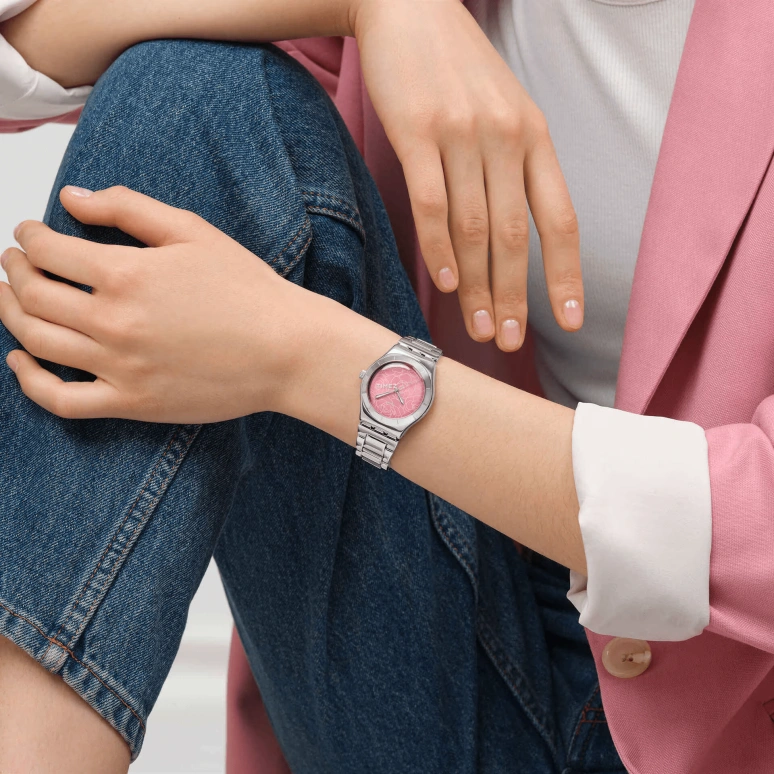 Swatch,IRONY 33mm,33mm,Stainless Steel,Pink Red,Quartz,Sapphire,Glass,Round,YLS234G