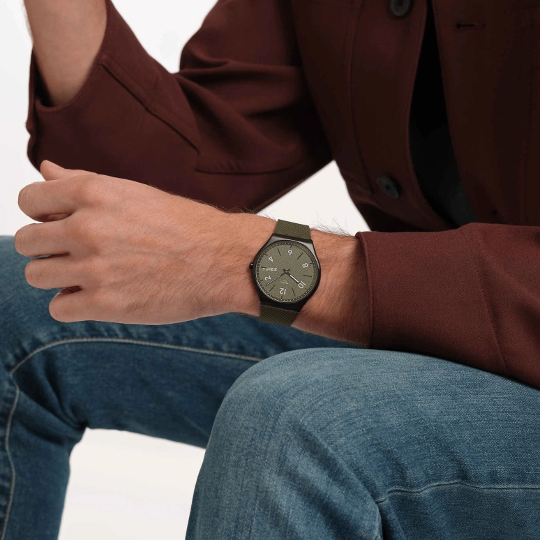 Swatch,SKIN 42mm,42mm,Stainless Steel,Dark Green,Quartz,Round,Black,SS07B115