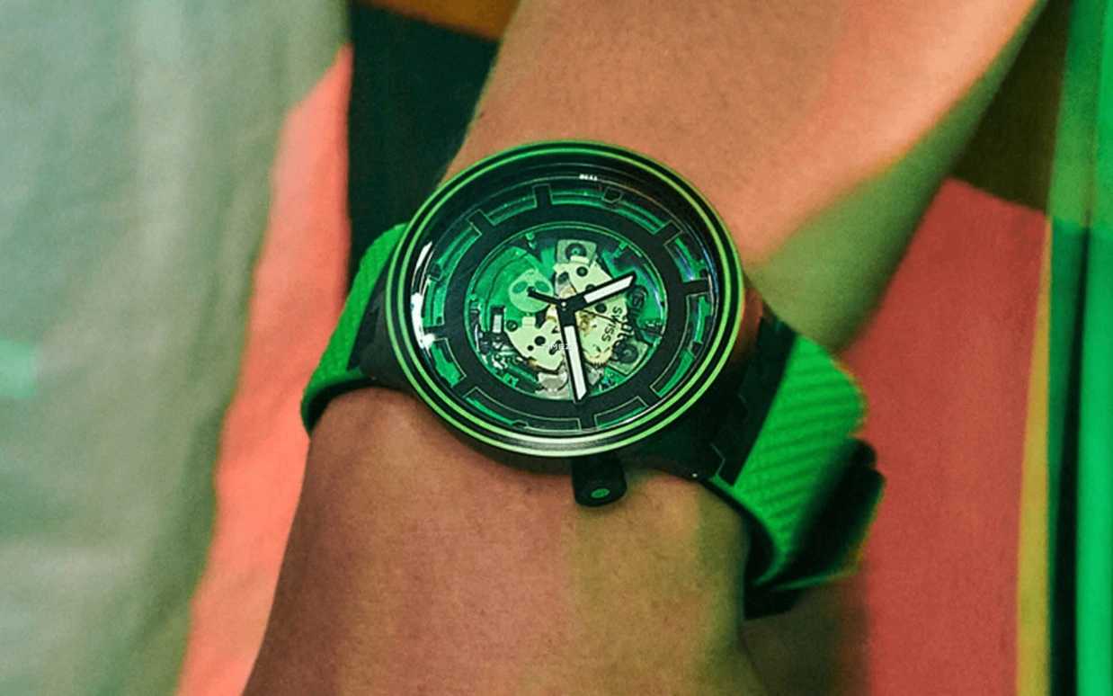 Swatch,Other 47mm,47mm,Plastic,Green,Skeleton,Quartz,Sapphire,Crystal Glass,Round,SB01B125