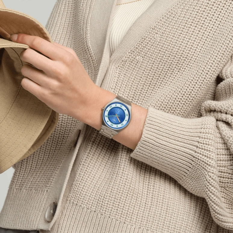 Swatch,Other 42mm,42mm,Stainless Steel,Blue,Quartz,Round,Gray,SS07S143G