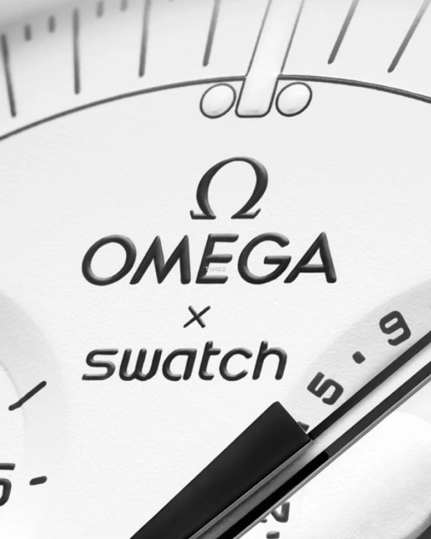 Swatch,MoonSwatch 42mm,42mm,Bioceramic,White,Quartz,Chronograph,Moonphase,SO33W700