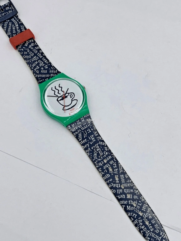 Swatch,Other 34mm,34mm,Plastic,White,Quartz,Sapphire,Crystal Glass,Tonneau,GG121